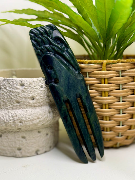 Pounamu Heru (Hair Comb)
