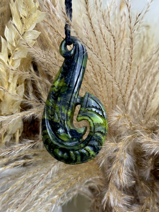 Douglas Creek Hei Matau – Fish Hook Pendant